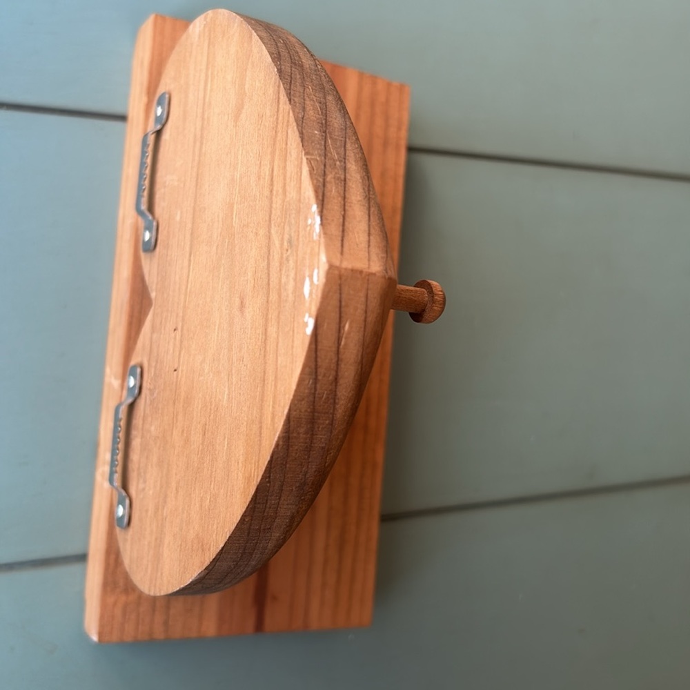 Vintage Wooden Heart Shelf - Handmade - Picture 5 of 10